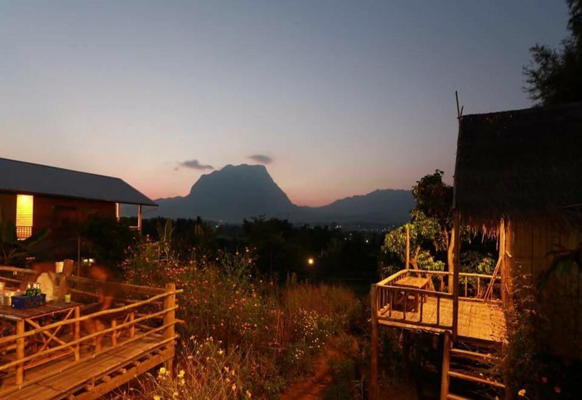Baan Aingdoi Homestay, Chiang Dao Eksteriør billede