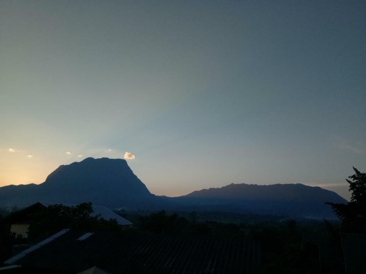 Baan Aingdoi Homestay, Chiang Dao Eksteriør billede